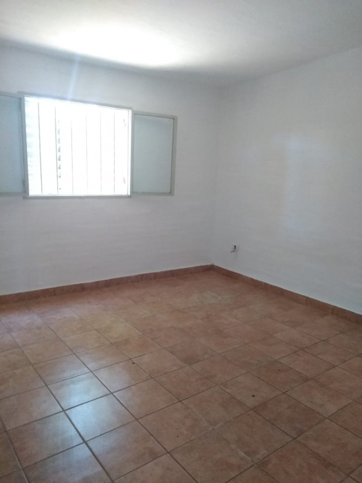 Casa 2 dormitorios en barrio Mercantil, Cordoba capital