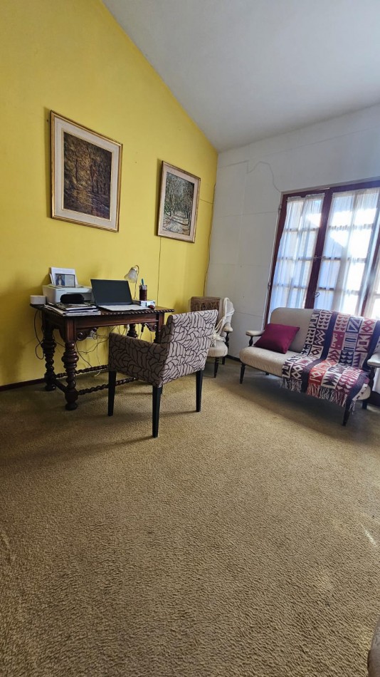 Casa 5 dormitorios en Barrio Cerro Chico, Cordoba Capital.